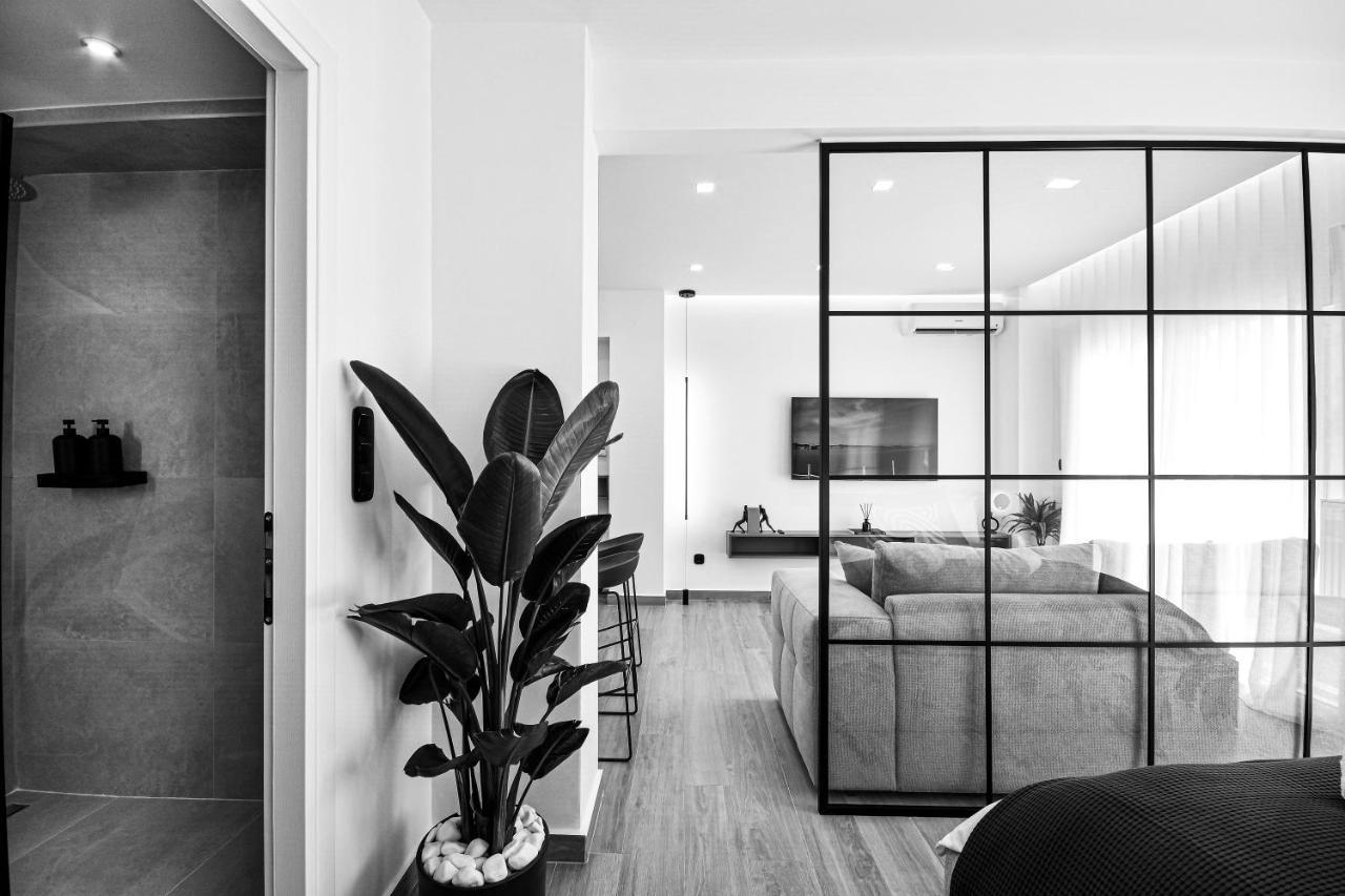 Luxury Downtown Apartment C1 Thessaloniki Exterior photo