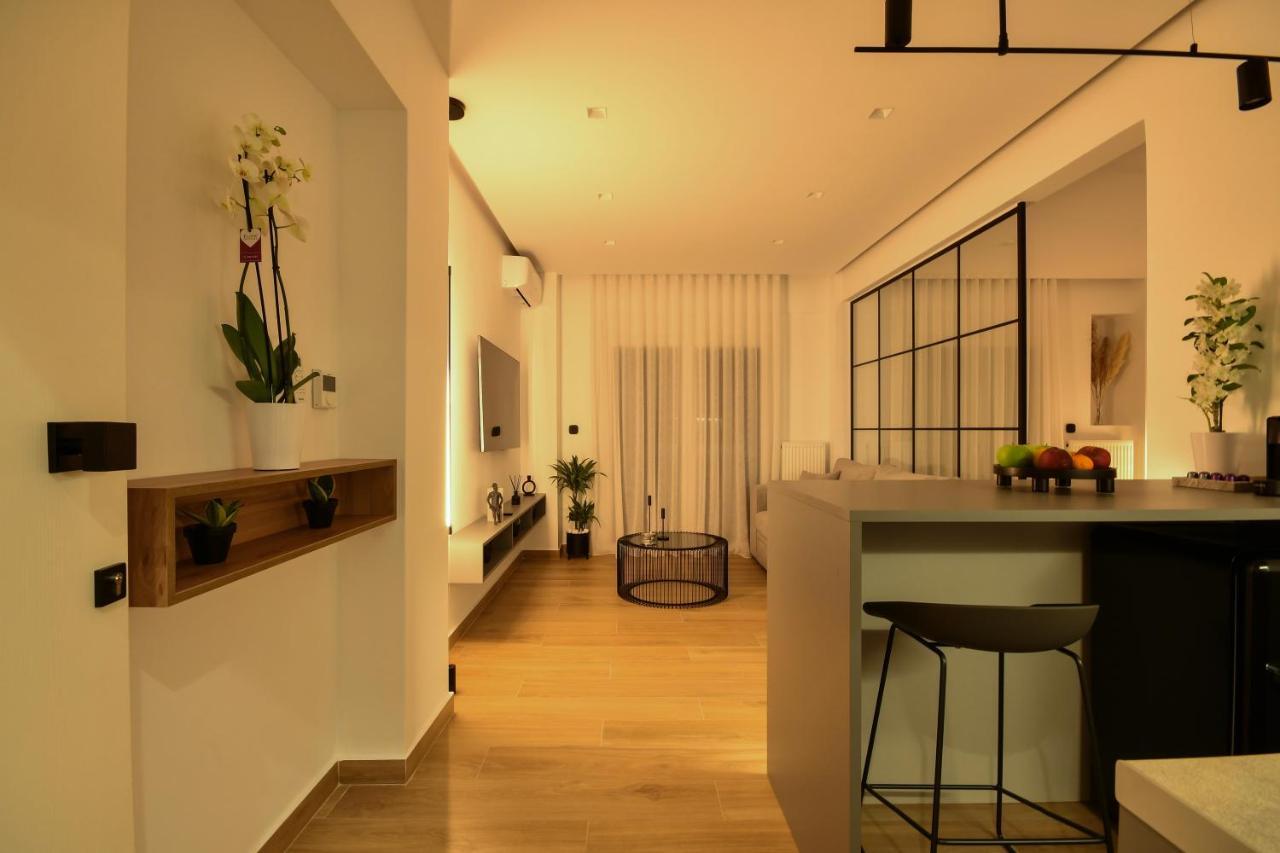 Luxury Downtown Apartment C1 Thessaloniki Exterior photo